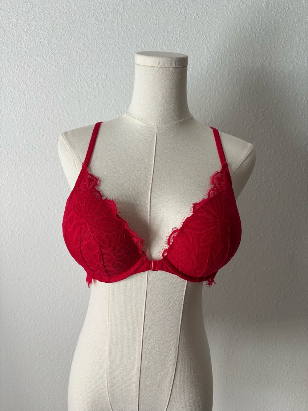 Victoria secret PINK Red Lace Push-Up Bra - Women Intimates
